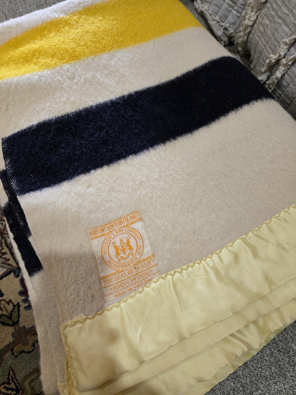 Hudson's Bay Vintage 100% Wool Cream, Yellow & Black Wool Throw with Satin Trim